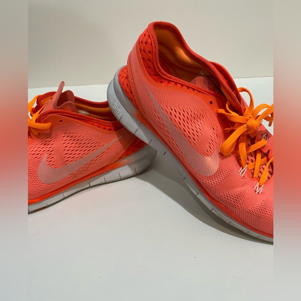 9.5 Women’s Nike Free TR Fit 5